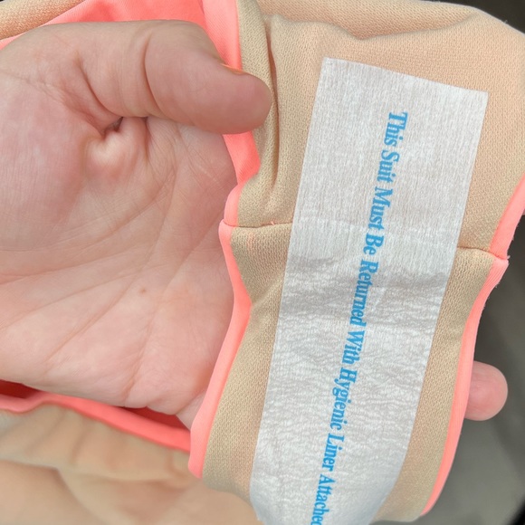 Vanilla beach swim suit - Picture 3 of 4